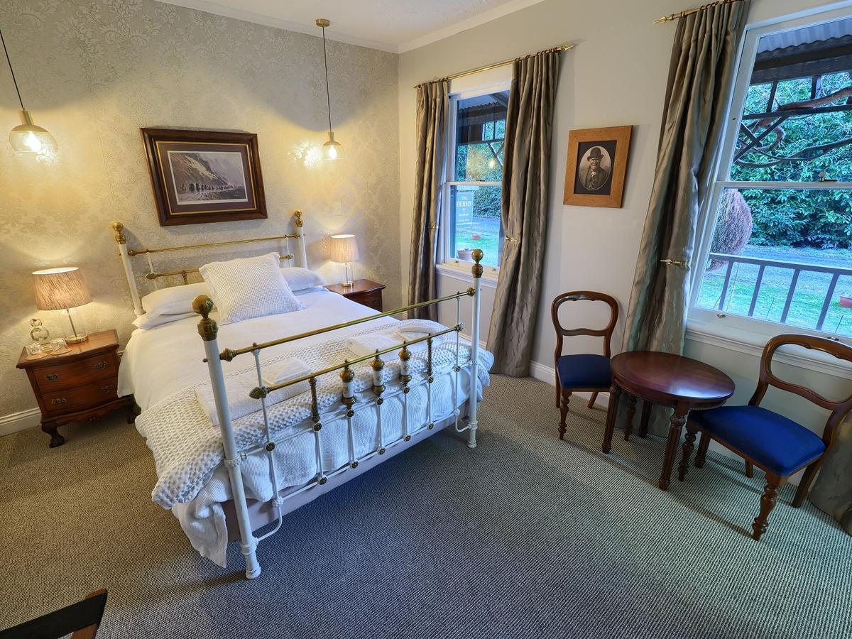 The Ferry Bed & Breakfast Queenstown Ngoại thất bức ảnh
